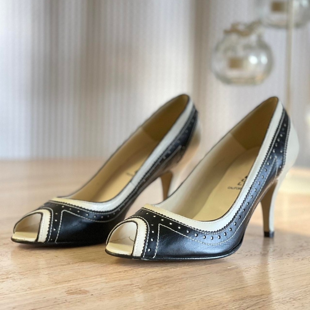 Vintage Y2K Jeffrey Campbell Black & White Leather Retro Peep Toe Heels Size 9‎